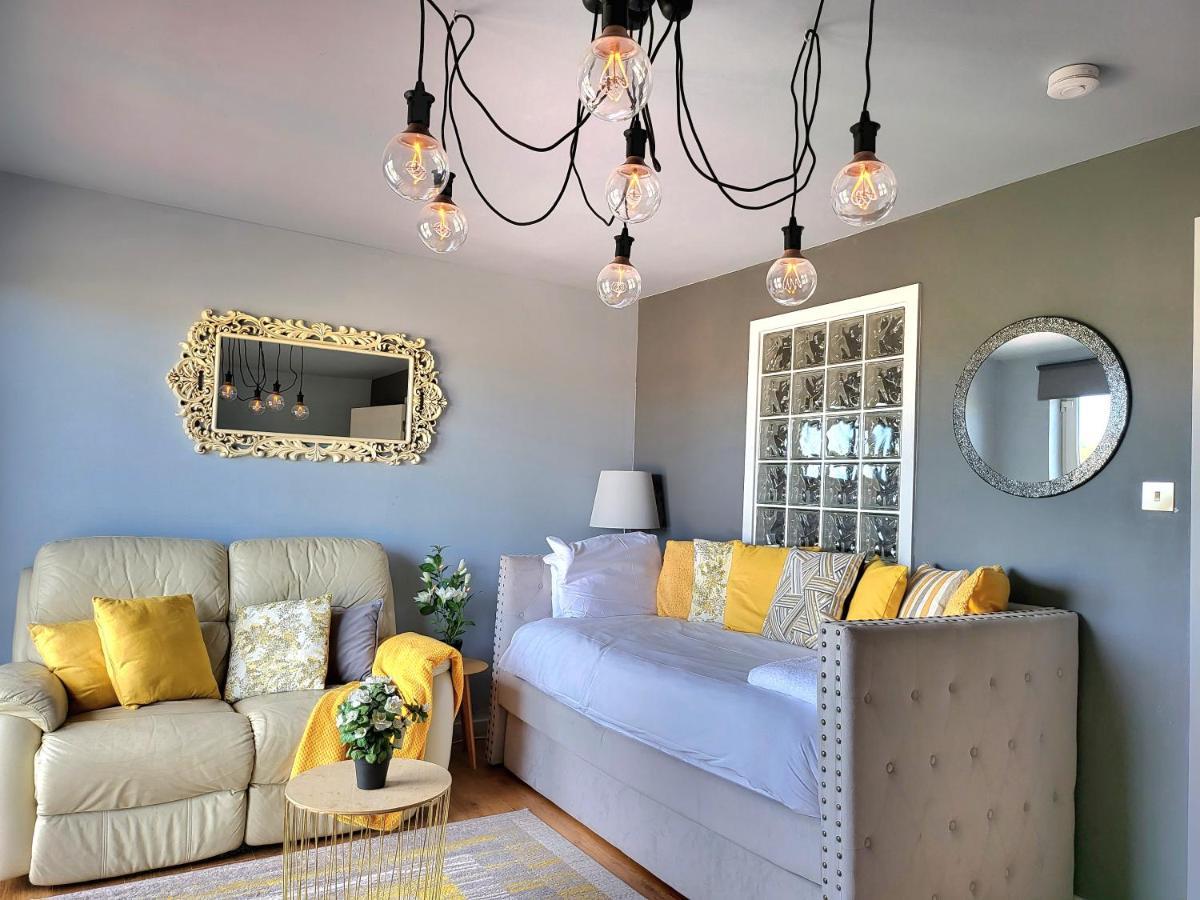 4 Separate Beds, Sleeps 6, Beautiful 2 Bed Apt Edinburgh Eksteriør bilde